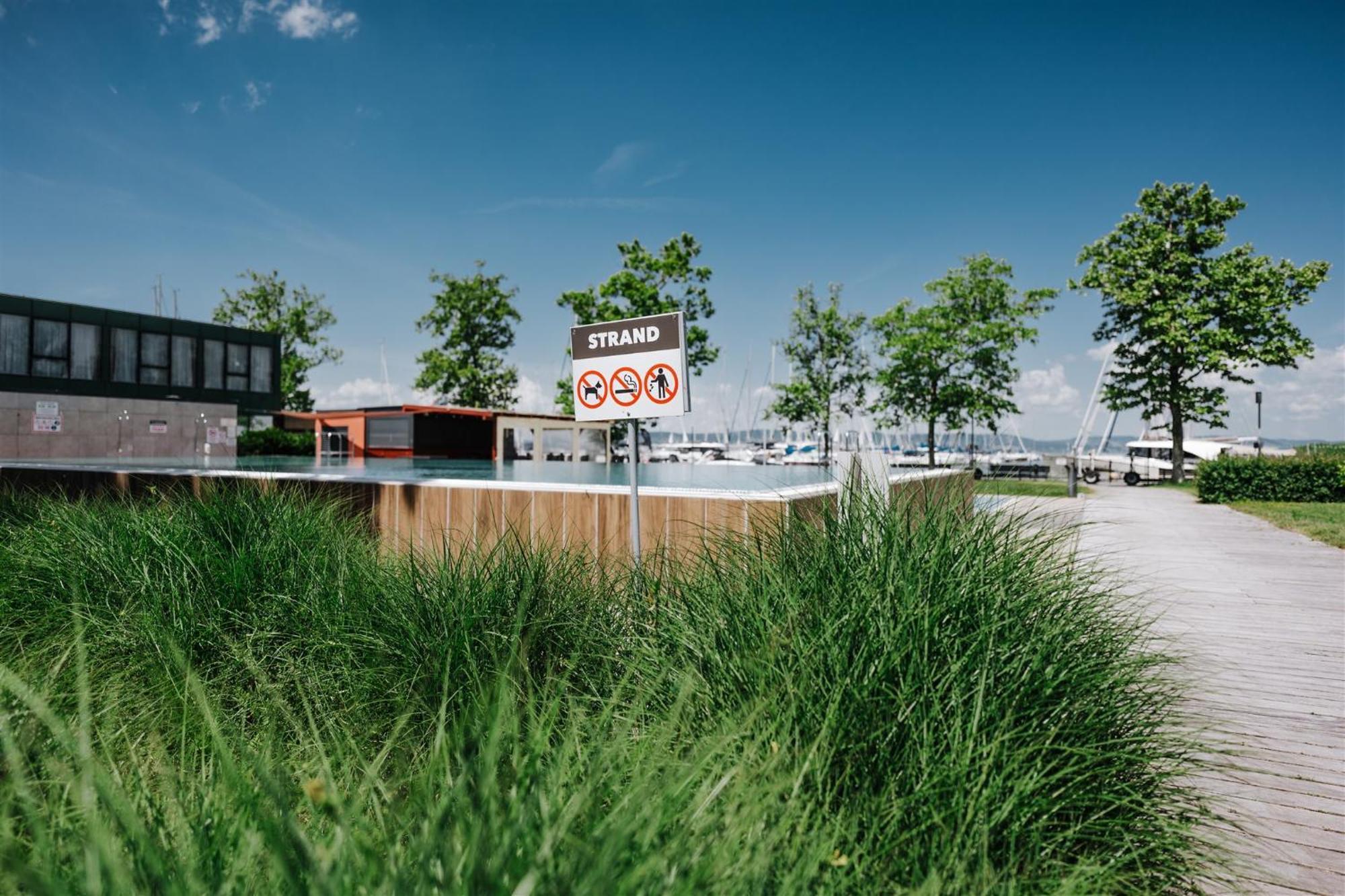 Butique Apartman Grand Balatonlelle Esterno foto