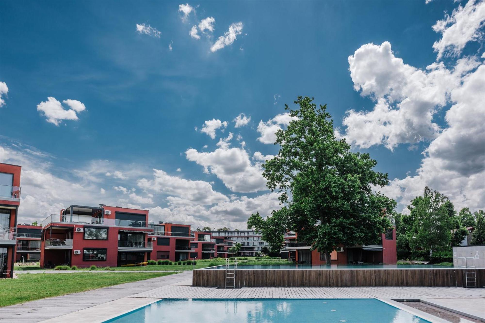 Butique Apartman Grand Balatonlelle Esterno foto