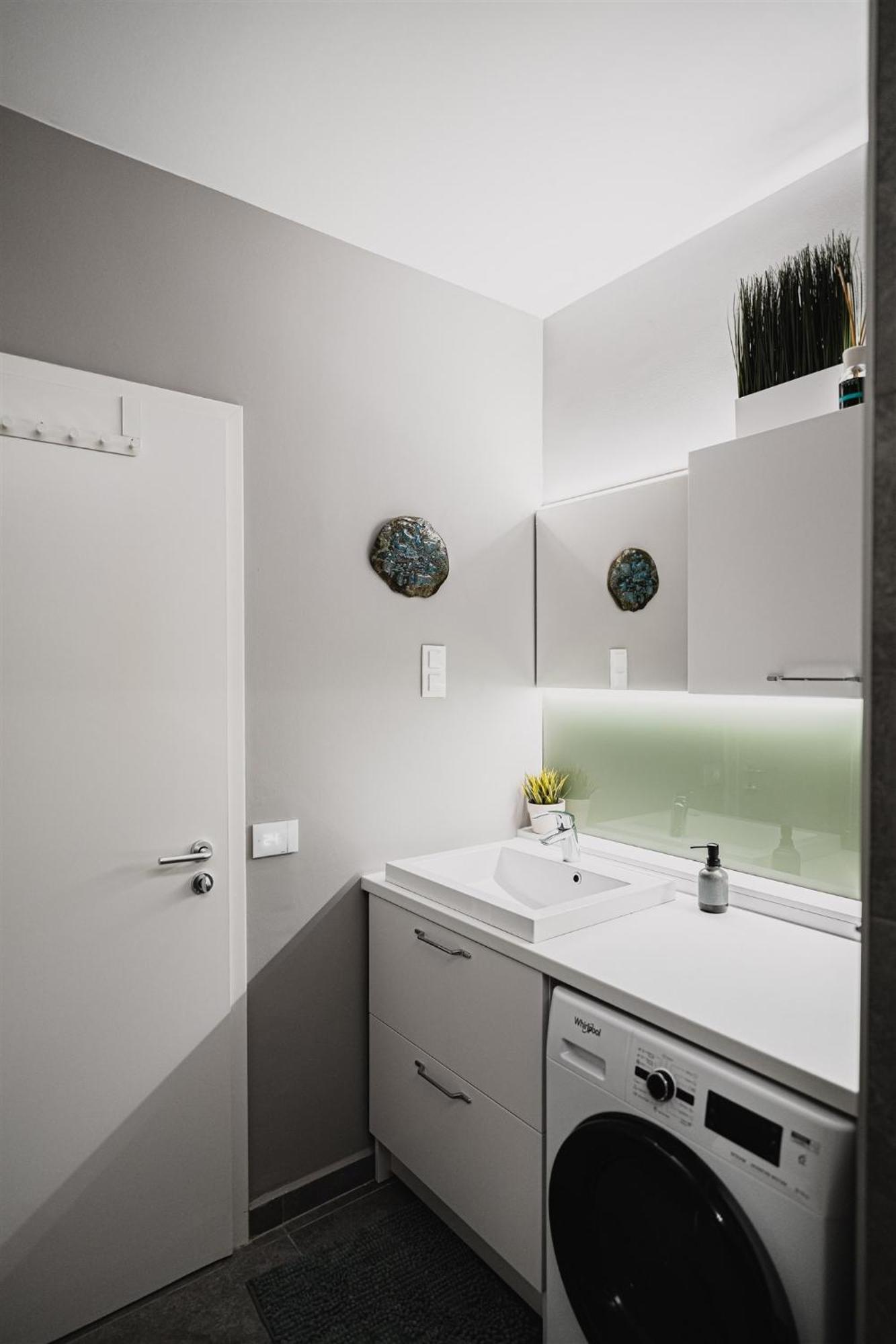 Butique Apartman Grand Balatonlelle Esterno foto